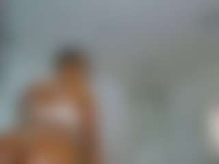 Live cam show with Susan-Backer - Ebony on 1on1-livenow | brazil