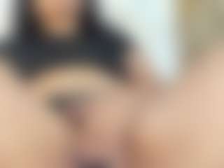 Live cam show with miaa-star1 - Big Tits on AdultVida.com