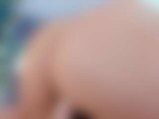 Live cam show with Casey-Walker - Blonde Hair on Camsoda