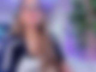 Live cam show with Casey-Walker - Squirt on CamwithHer