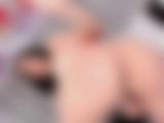 Claudiia-Sophia's Live Sex Cam Show
