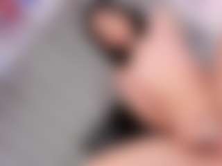 Claudiia-Sophia's Live Sex Cam Show