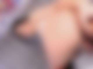 Claudiia-Sophia's Live Sex Cam Show