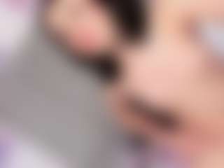 Claudiia-Sophia's Live Sex Cam Show