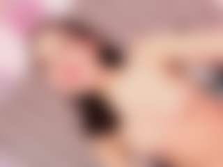 Claudiia-Sophia's Live Sex Cam Show