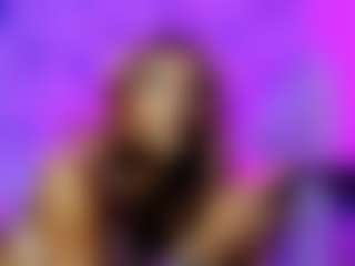 Live cam show with Kardy-Castle - Cumshot on alttransgirls