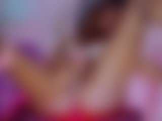 Live cam show with Kardy-Castle - Colombia on StripNow