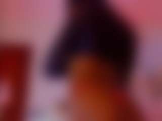Live cam show with Kardy-Castle - Brown Eyes on intimatelivegirls.com