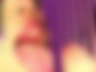 Live cam show with Kardy-Castle - Brown Eyes on xxxlivecams.org