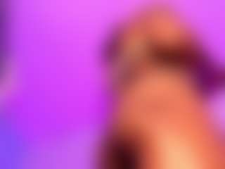Live cam show with Kardy-Castle - Tease on luckytryst.com