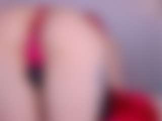 Meegan-red's Live Sex Cam Show