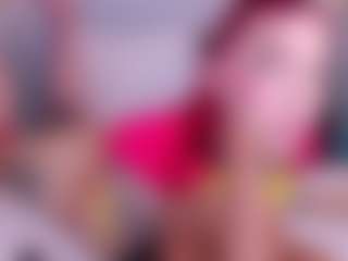 Live cam show with Meegan-red - Small Tits on Chatstar
