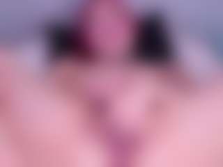 Meegan-red's Live Sex Cam Show