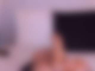 Meegan-red's Live Sex Cam Show