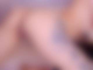 Live cam show with Meegan-red - Body Massage on Dolls Live