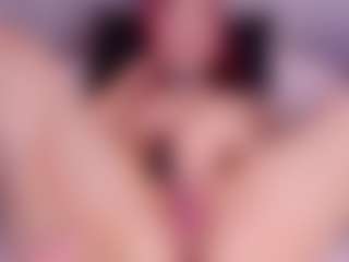 Meegan-red's Live Sex Cam Show