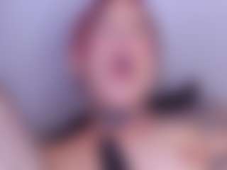 Meegan-red's Live Sex Cam Show