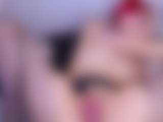 Live cam show with Meegan-red - Athletic Dildo on Dolls Live