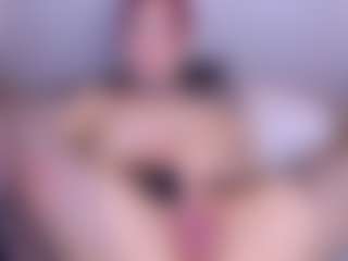 Meegan-red's Live Sex Cam Show