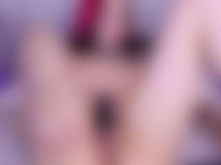 Meegan-red's Live Sex Cam Show