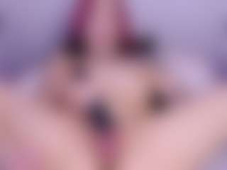 Meegan-red's Live Sex Cam Show
