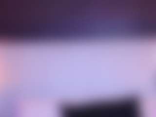 Live cam show with Meegan-red - Small Tits on Milf Play