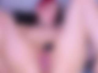 Live cam show with Meegan-red - Body Massage on livesexfox.com