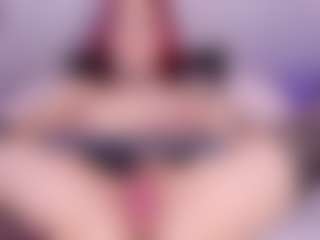 Meegan-red's Live Sex Cam Show