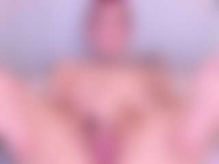 Meegan-red's Live Sex Cam Show