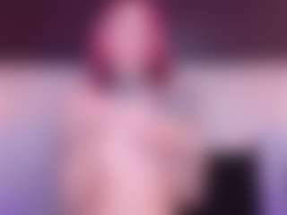Live cam show with Meegan-red - Orgasm on Hubzter Live