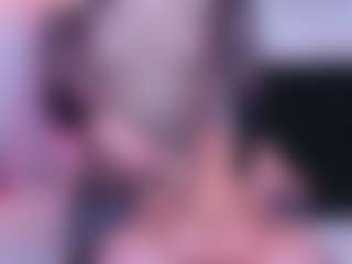 Meegan-red's Live Sex Cam Show