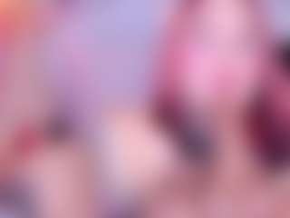 Live cam show with Meegan-red - Green Eyes on Camsoda