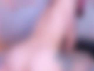 Live cam show with Meegan-red - Interactive on Camsoda