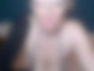 Live cam show with NADINNNE34k - Solo Show on Stripli.com