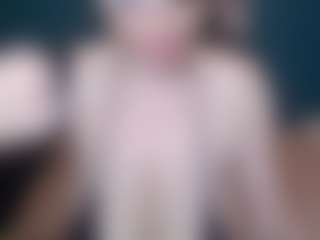 Live cam show with NADINNNE34k - Solo Show on Fit Hotties