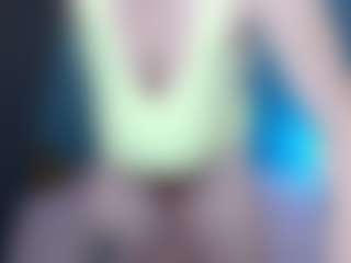 Live cam show with NADINNNE34k - Blue Eyes on Camiplay Live