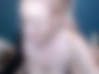 Live cam show with NADINNNE34k - Huge on xplaylive.com