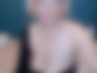 Live cam show with NADINNNE34k - Mature on Chatstar