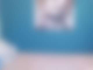 NADINNNE34k MILF webcam performer live streaming