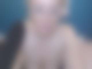 NADINNNE34k MILF webcam performer live streaming