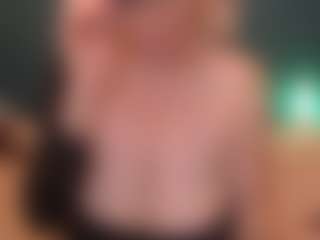 Live cam show with NADINNNE34k - Blonde Hair Dildo on Hubzter Live