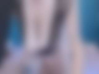 NADINNNE34k MILF webcam performer live streaming