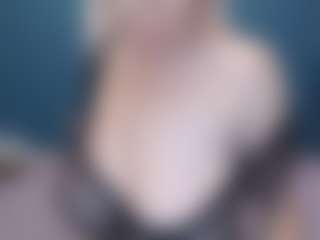 Live cam show with NADINNNE34k - Blonde Hair on CamSodaAdn