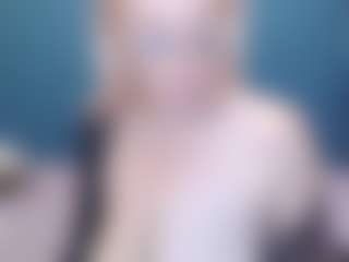 Live cam show with NADINNNE34k - Lingerie on Milfs Live