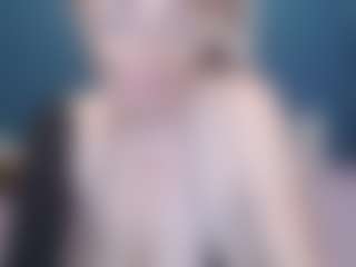 Live cam show with NADINNNE34k - Blonde Hair on Milfs Live
