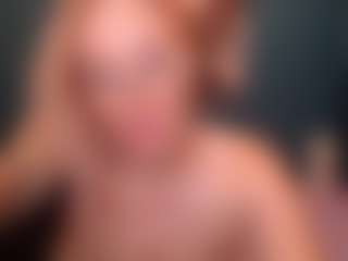 Live cam show with NADINNNE34k - Foot Fetish on Camming Site