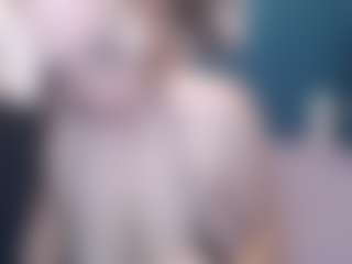 NADINNNE34k MILF webcam performer live streaming