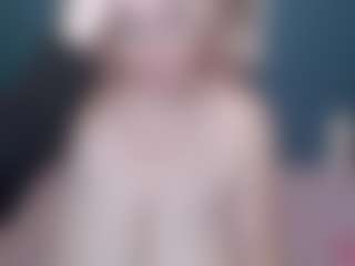 Live cam show with NADINNNE34k - Huge on Camsoda