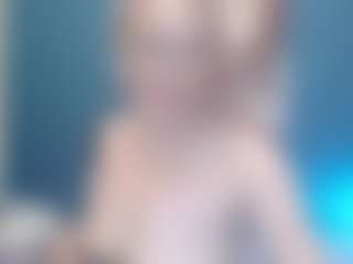 Show en direct avec NADINNNE34k - Badbitch Mature sur Camsoda