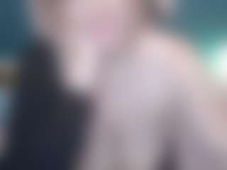 NADINNNE34k MILF webcam performer live streaming
